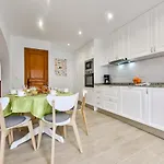 Guzman - Thomas