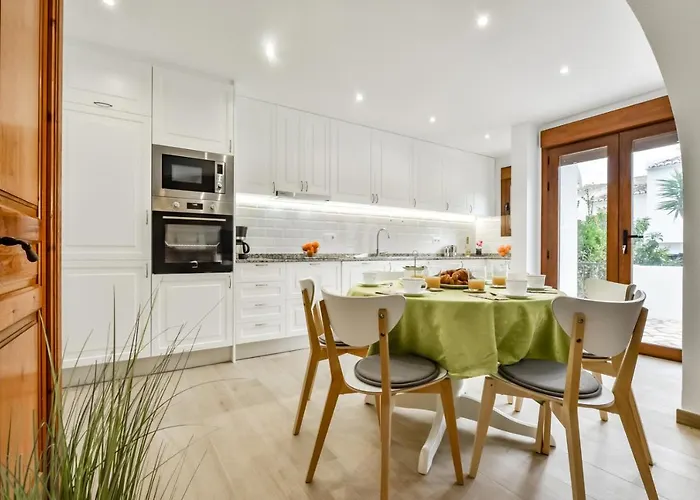 Guzman - Thomas Semesterbostad