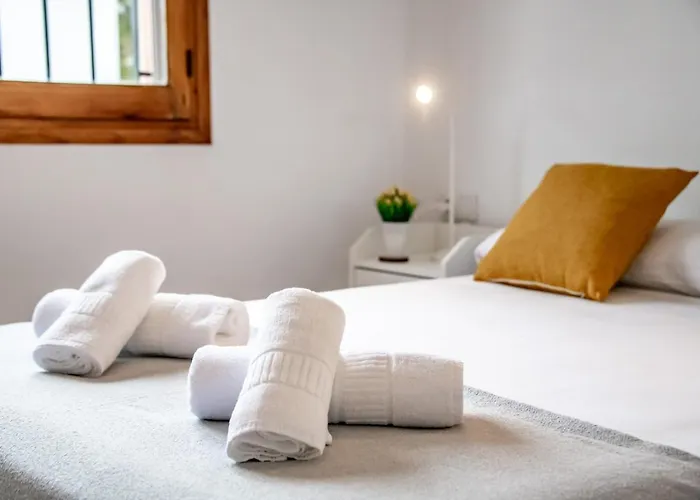 Semesterbostad Guzman - Thomas *